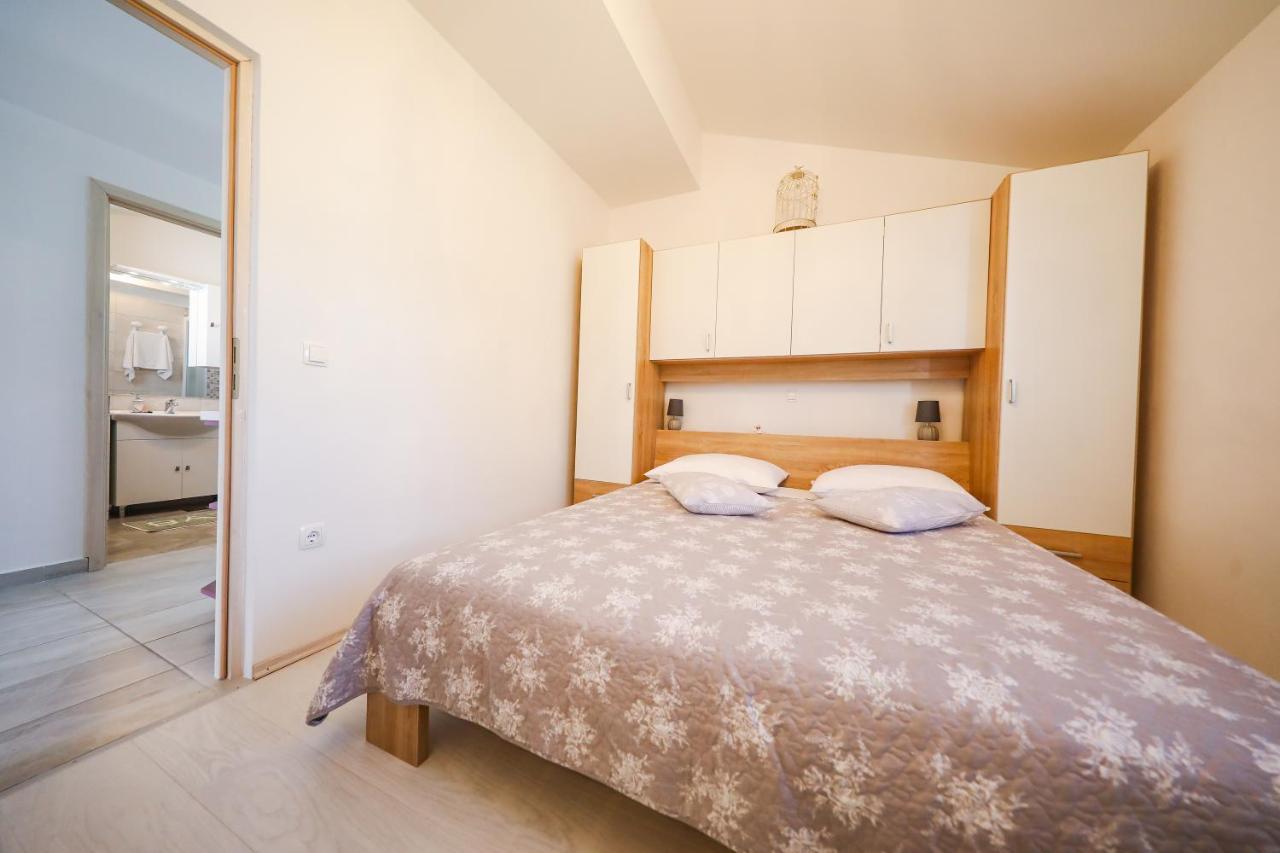 Holiday Home Ana Poljana  Buitenkant foto