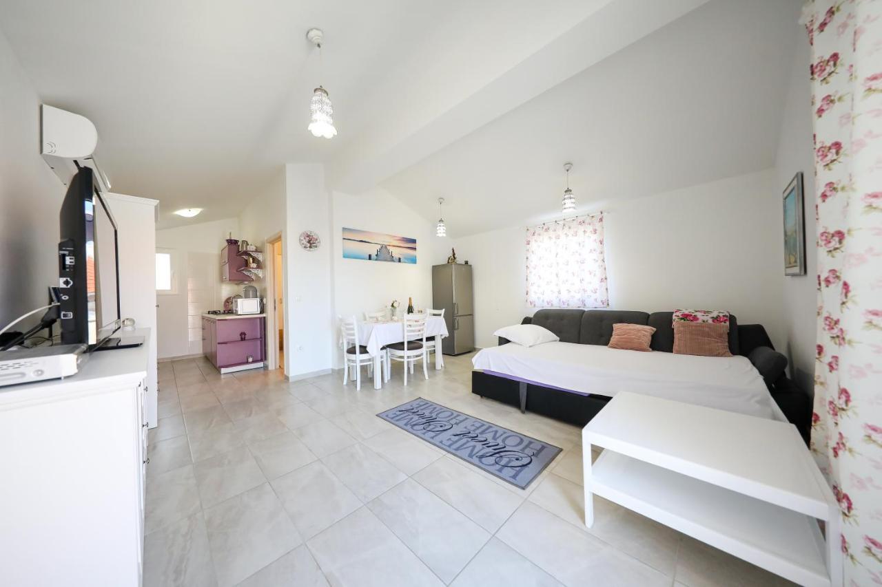 Holiday Home Ana Poljana  Buitenkant foto